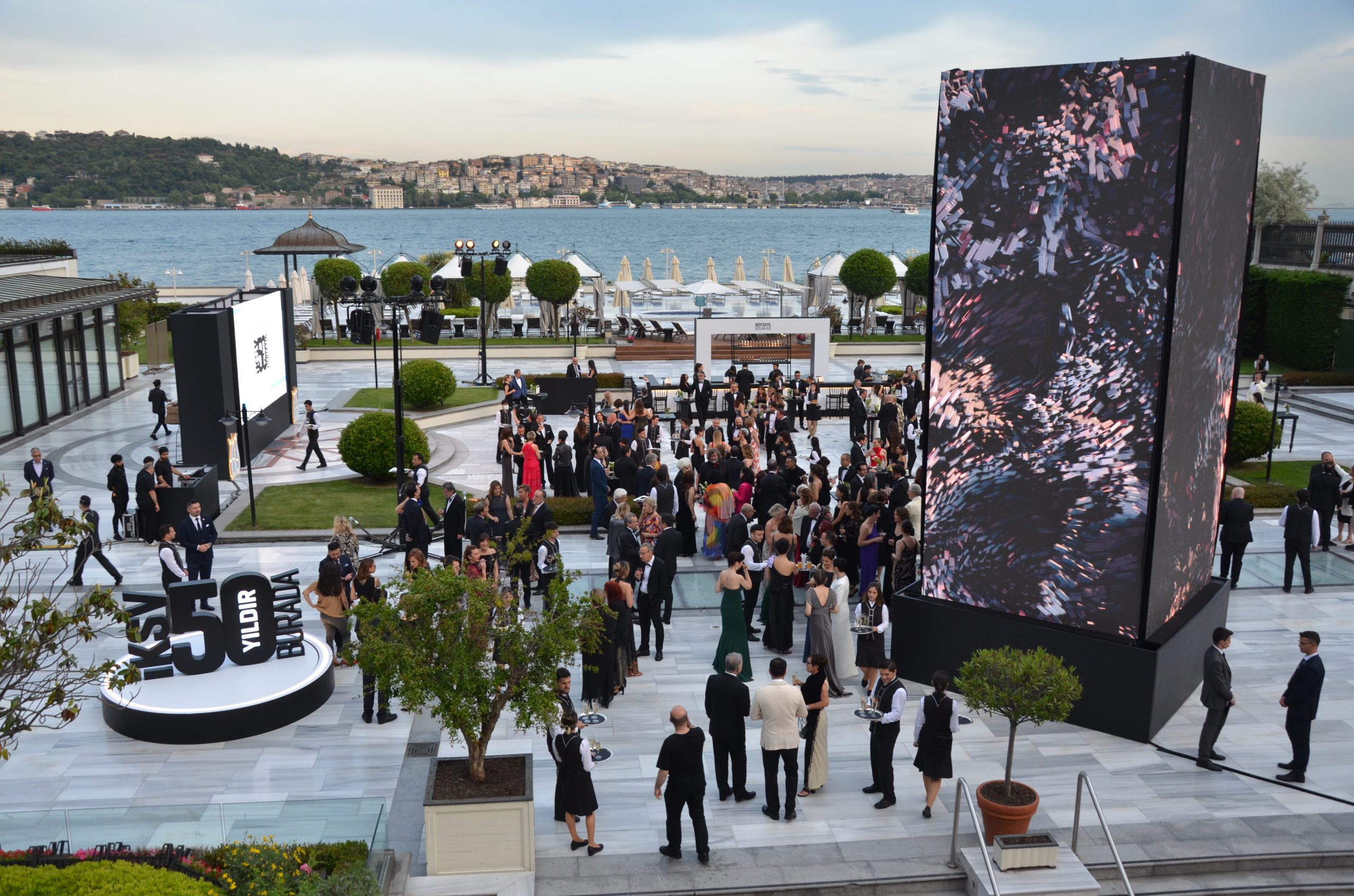 BBVA Suiza participa en la gala del 50º aniversario de IKSV